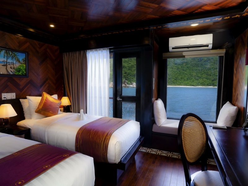 Stateroom (Upper/Panorama Deck)